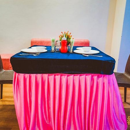Hotel Pepper Hisār Buitenkant foto